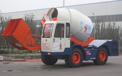 Бетоносмеситель с самозагрузкой 3.5 м³, LYJZY3500